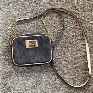 Michael Kors Crossbody